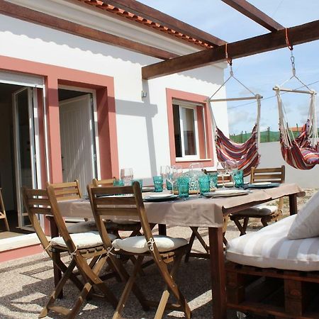 Number 10 Beach House A dos Cunhados Zewnętrze zdjęcie