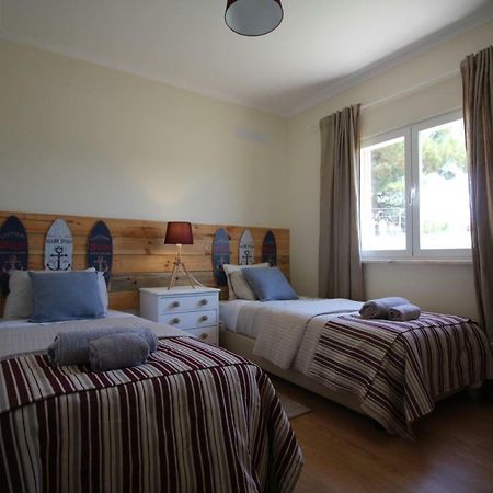 Number 10 Beach House A dos Cunhados Zewnętrze zdjęcie